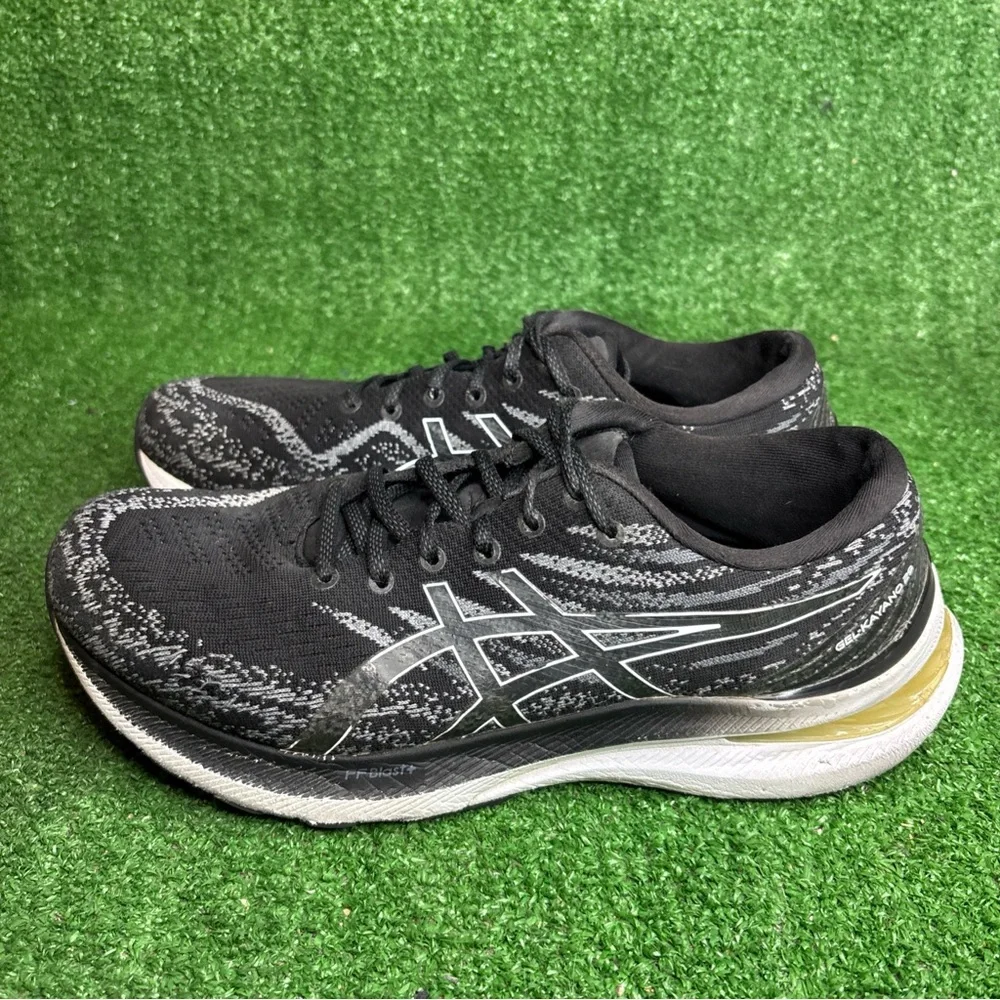 ASICS Gel-Kayano 29 Women’s Size 10.5 Black White Athletic Running Shoes‎
